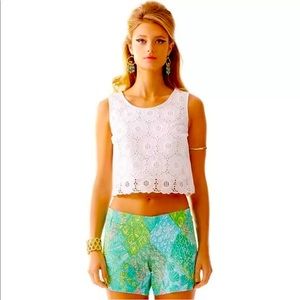 NWT Lilly Pulitzer  shorts! Zipper in back! Perfect for spring and summer.